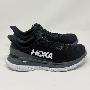 Hoka One One Mach 4 Womens 9 B Black Lightweight Running Walking Shoes Sneakers